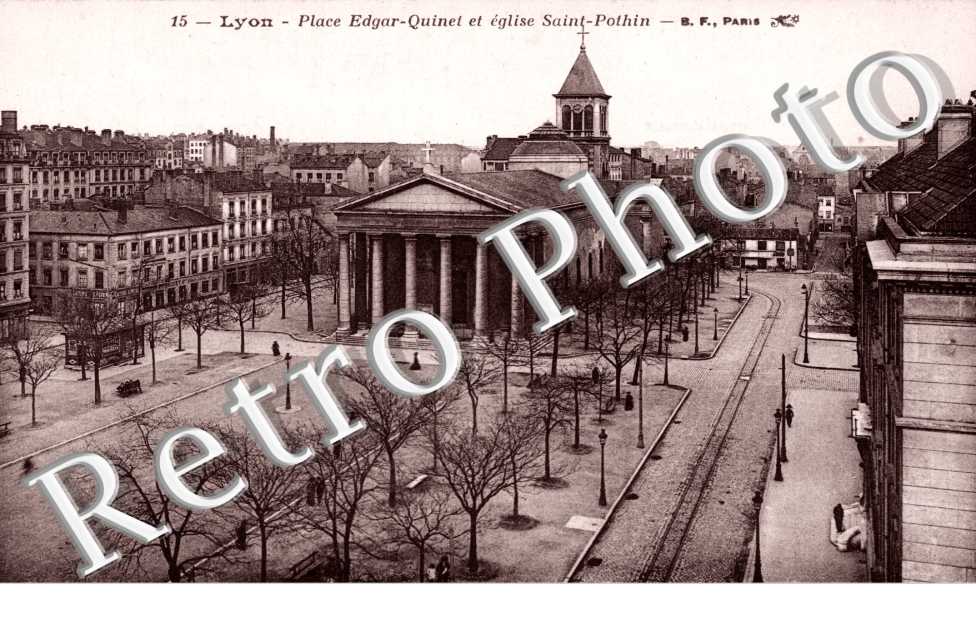 Place Edgar-Quinet et eglise Saint-Pothin