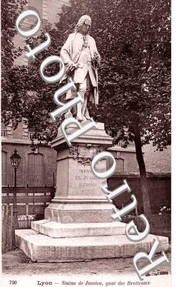 Statue de Jussieu, quai des Brotteaux
