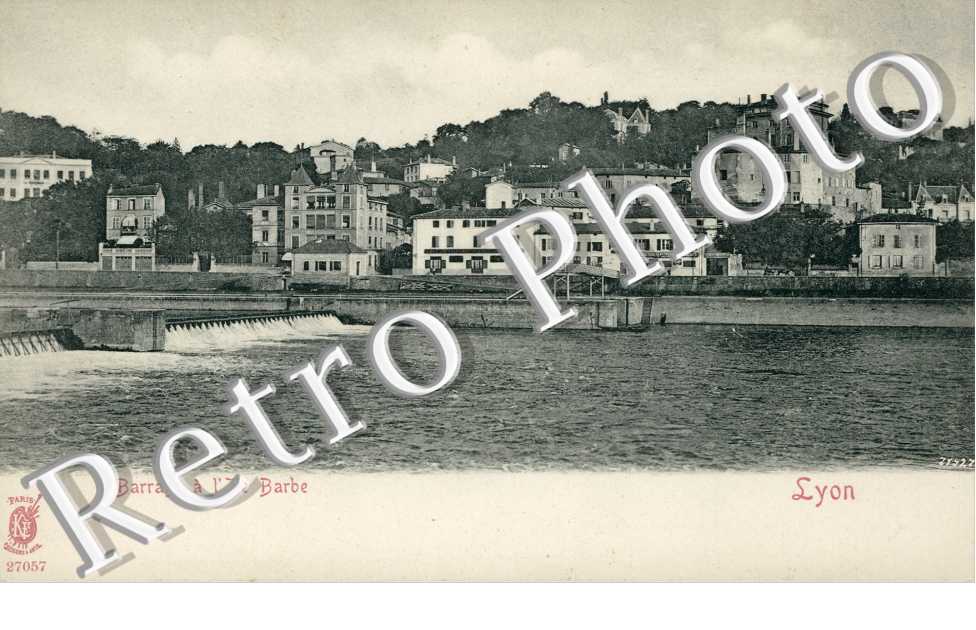 Barrage a L'Ile Barbe
