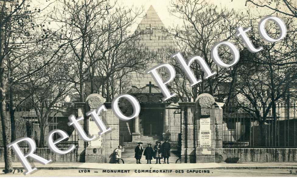 Monument Commemoratif des Capucins