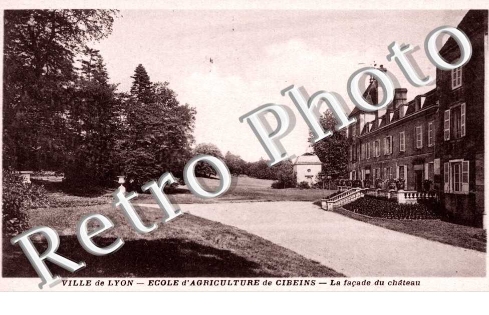 ecole d'agriculture de Cibeins  La facade du chateau