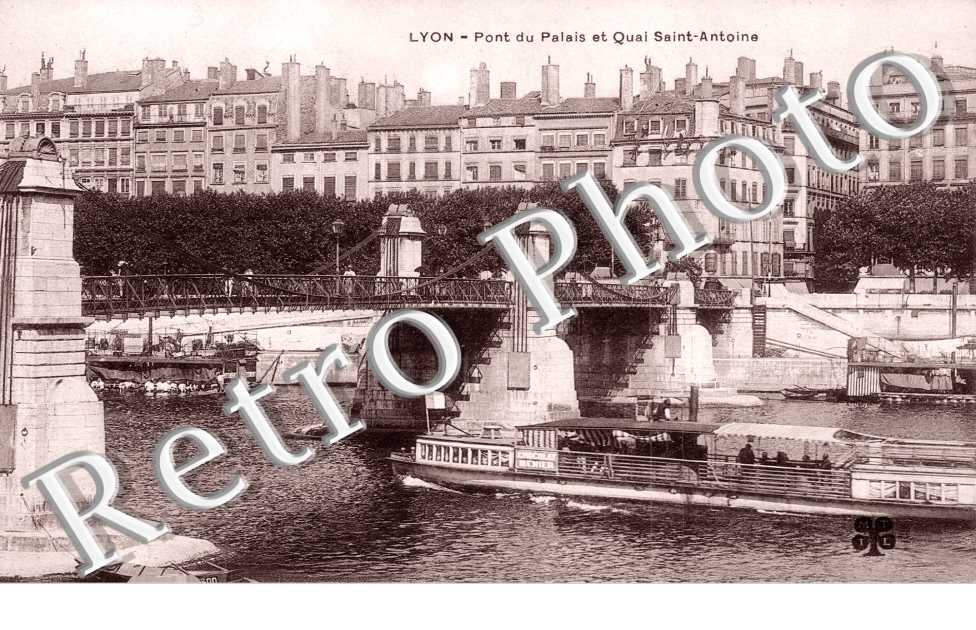 Pont du palais et quai Saint-Antoine