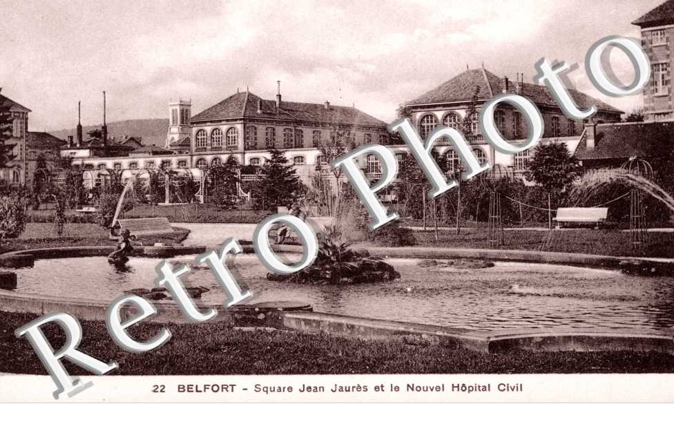 Square Jean Jaures et le Nouvel Hopital Civil