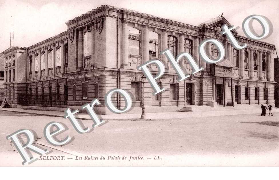 les ruines du palais de justice