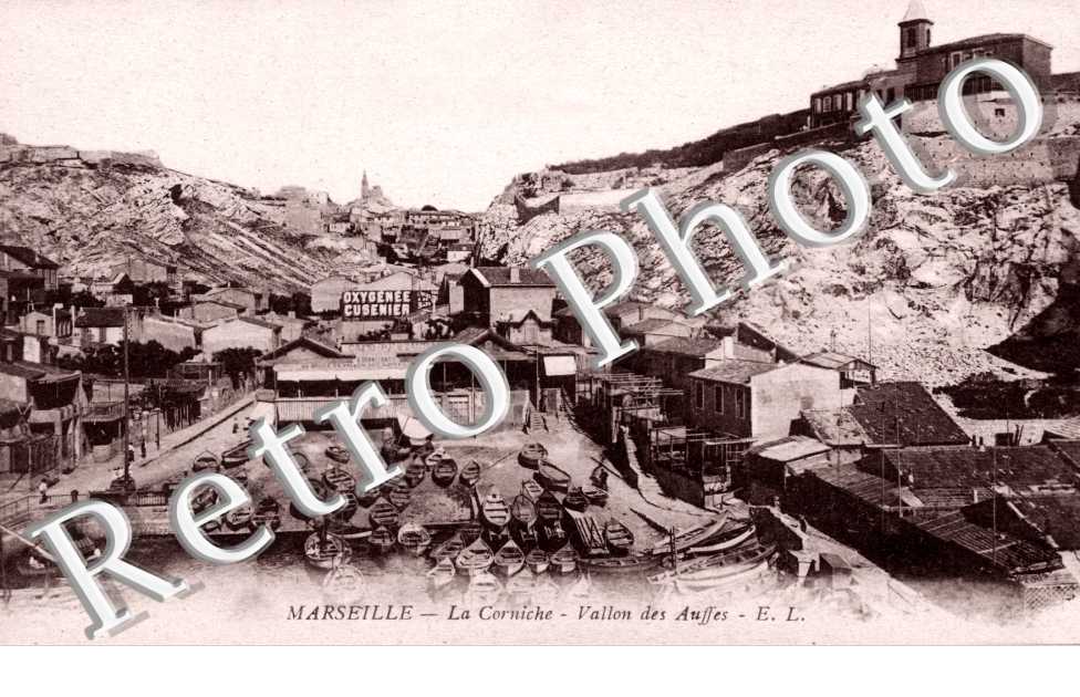 le VALLON DES AUFFES