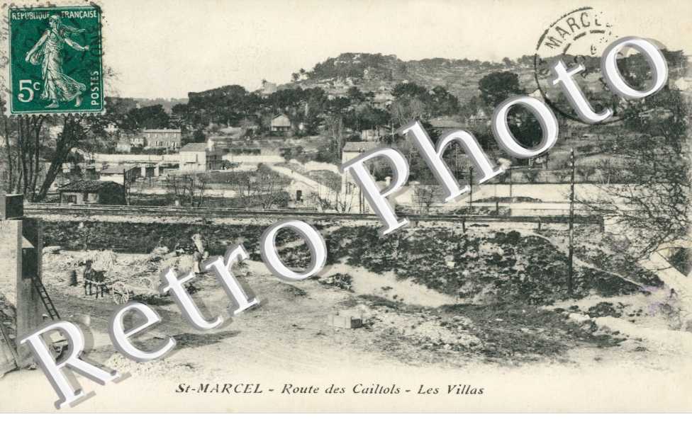 Saint Marcel  Route des Caillols Les villas