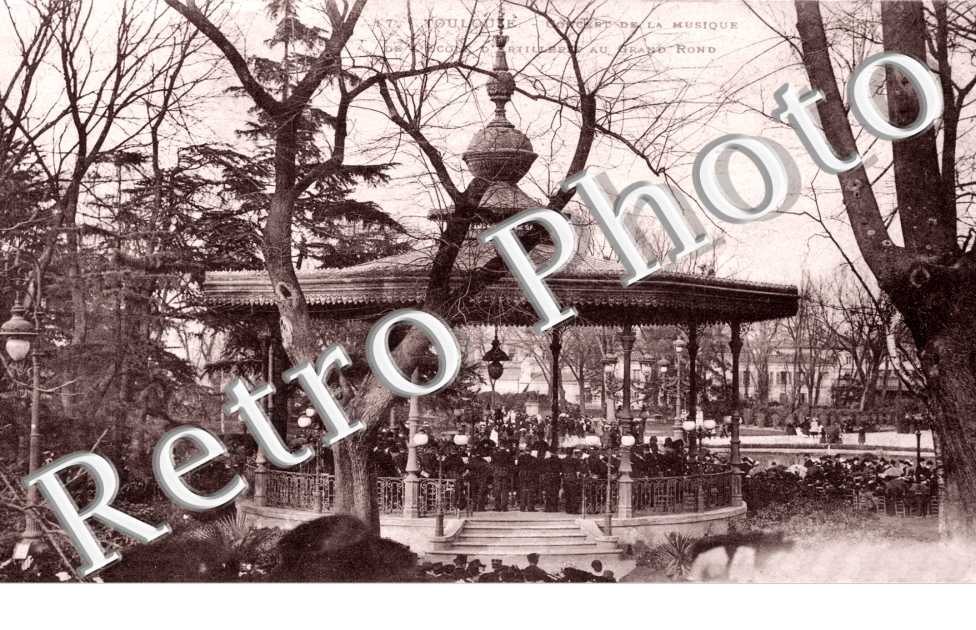 Concert de la Musique de l'Ecole d'Artillerie au Grand Rond