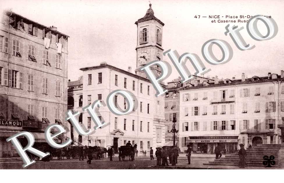 Place Saint-Dominique et Caserne Rusca