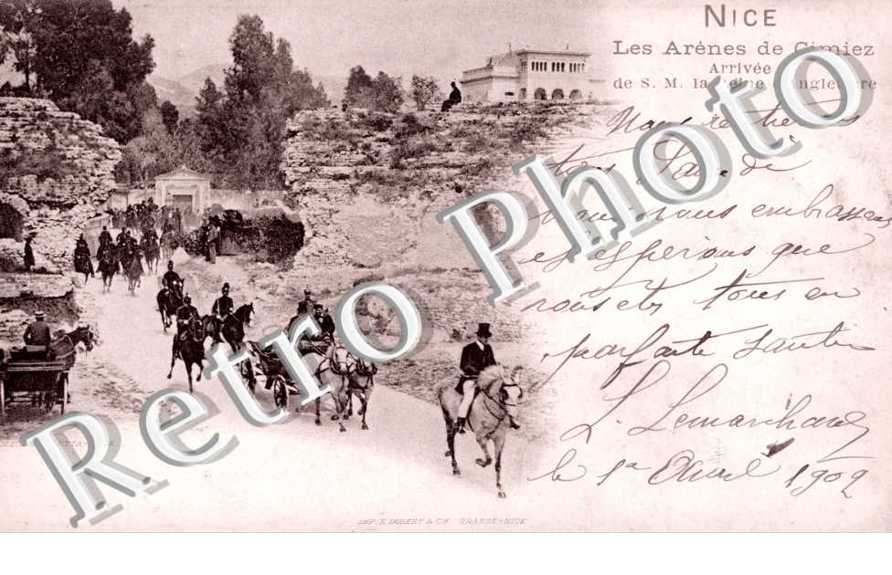 Les Arenes de Cimiez, Arrivee de Sa Majeste la Reine d'Angleterre