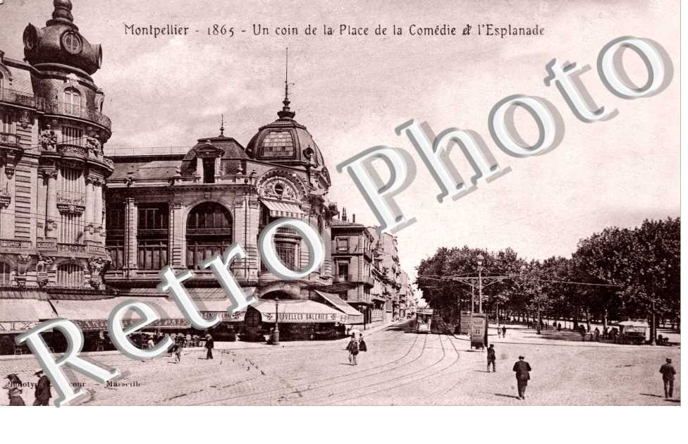 un coin de la Place de la Comedie  et l'Esplanade