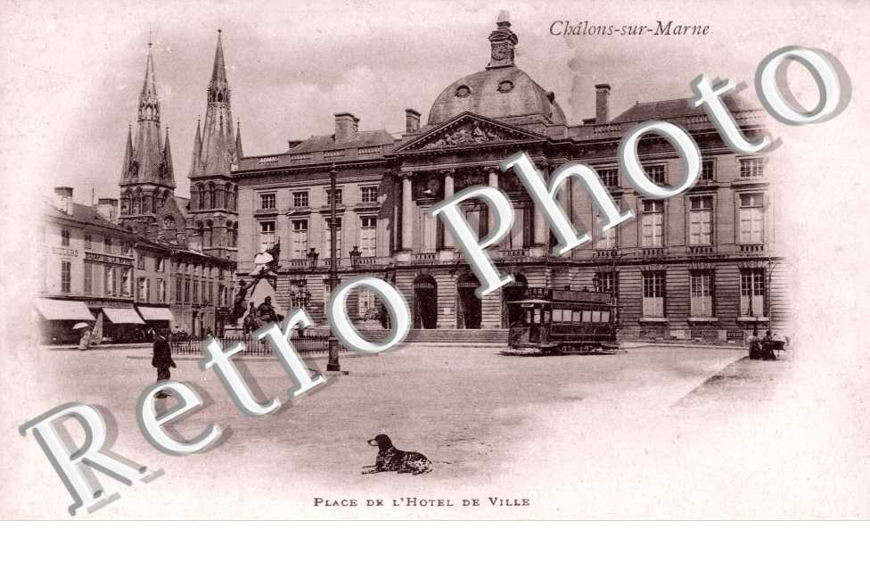 PLACE DE L'HOTEL DE VILLE