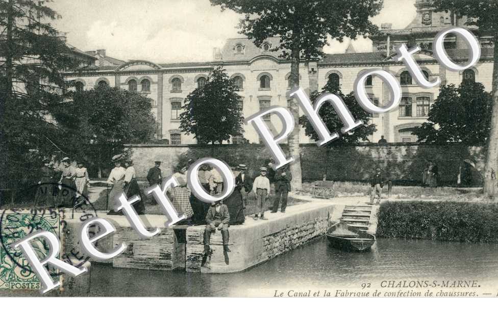 Le Canal et la Fabrique de confection de chaussures