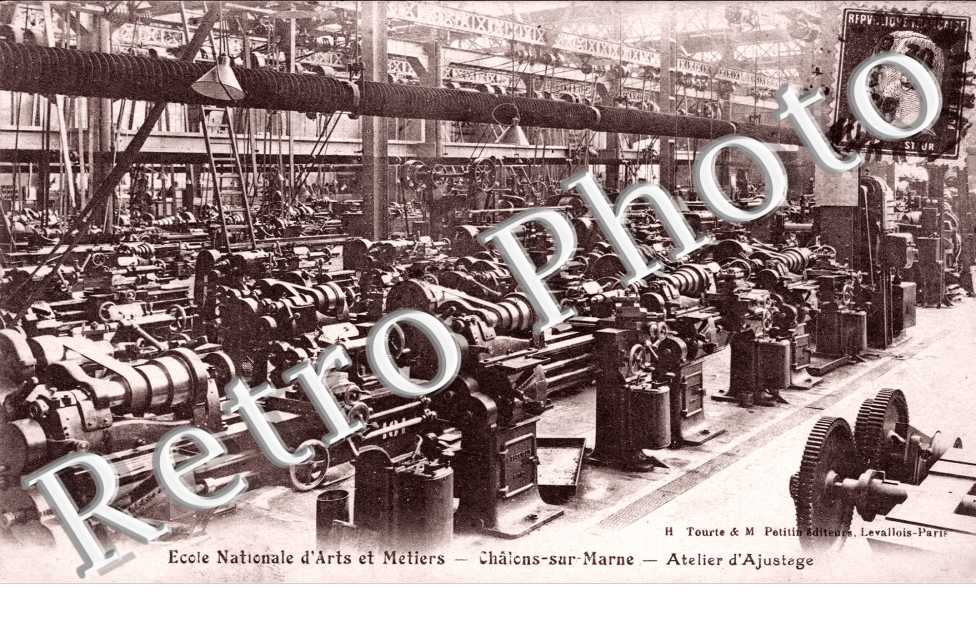 Ecole des Arts et Metiers - atelier d'ajustage