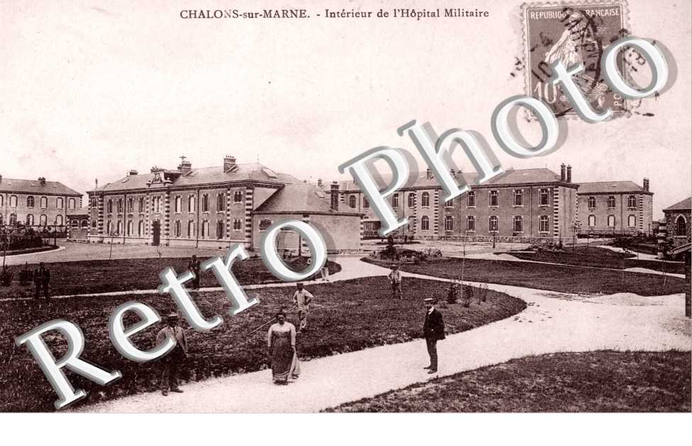 Interieur de l'Hopital Militaire