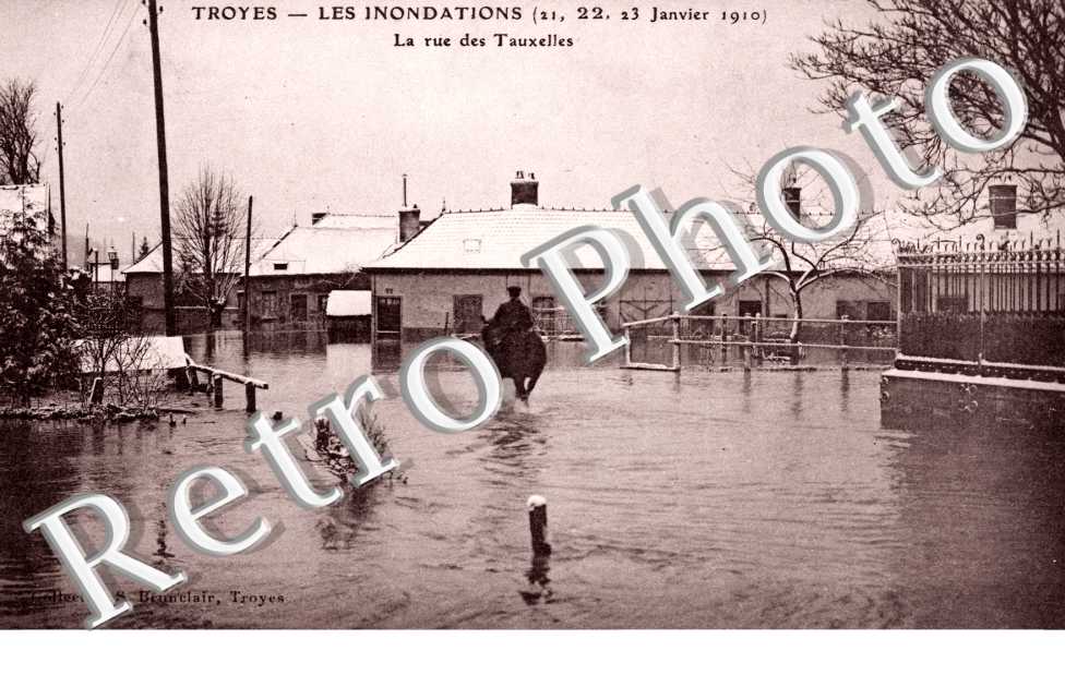 la Rue Tauxelles les Inondations (21, 22 et 23 janvier 1910