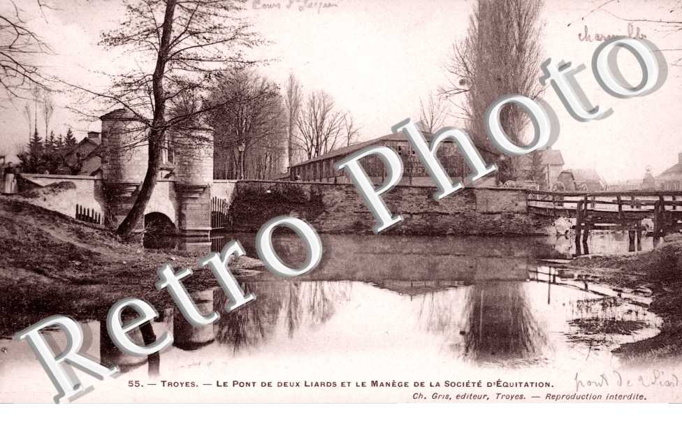 Pont des Deux Liards et le Manege de la Societe d'Equitation