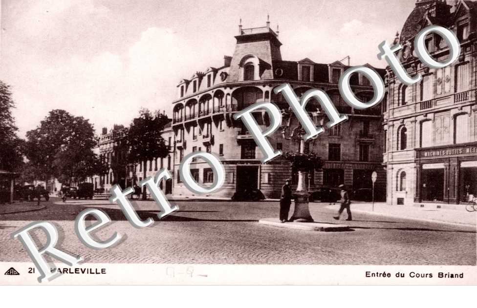 entree du Cours Briand