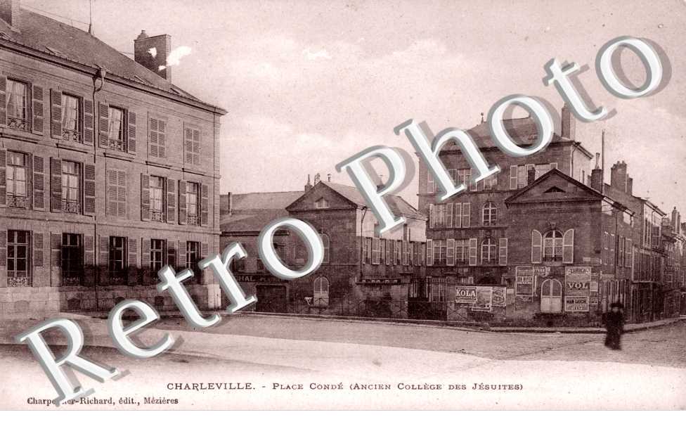place Conde, ancien college des Jesuites