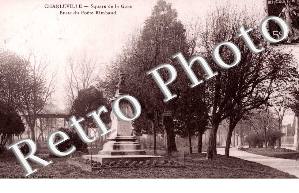 Square de la gare, Buste de Rimbaud