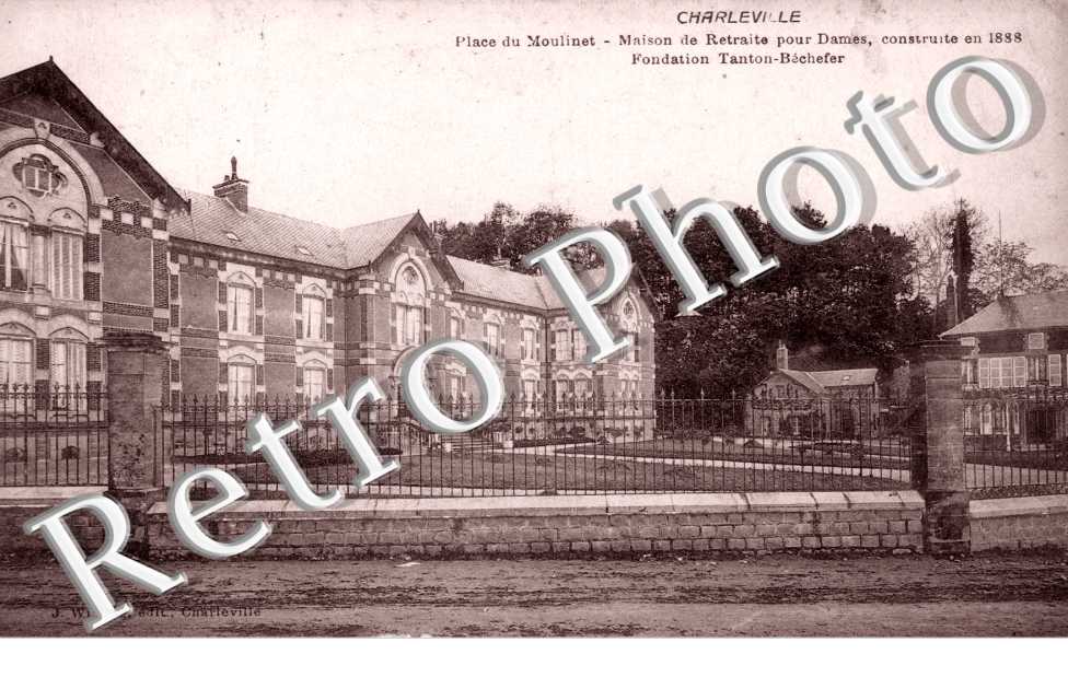 place du Moulinet Maison de retraite