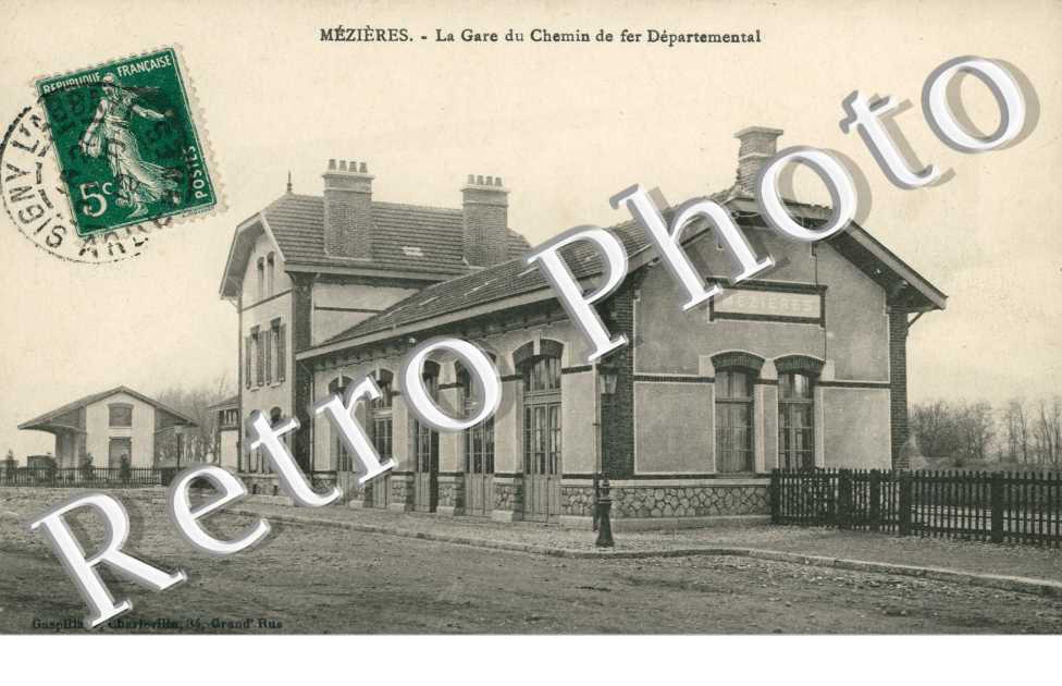 Mézières, la Gare du Chemin de Fer Departemental