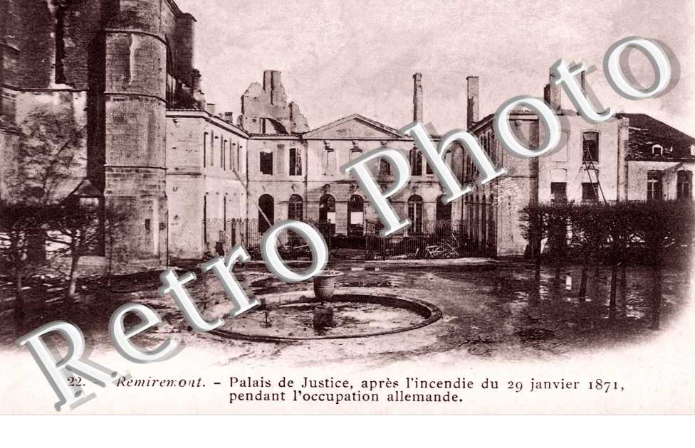 Palais de Justice apres l'incendie du 29 janvier 1871