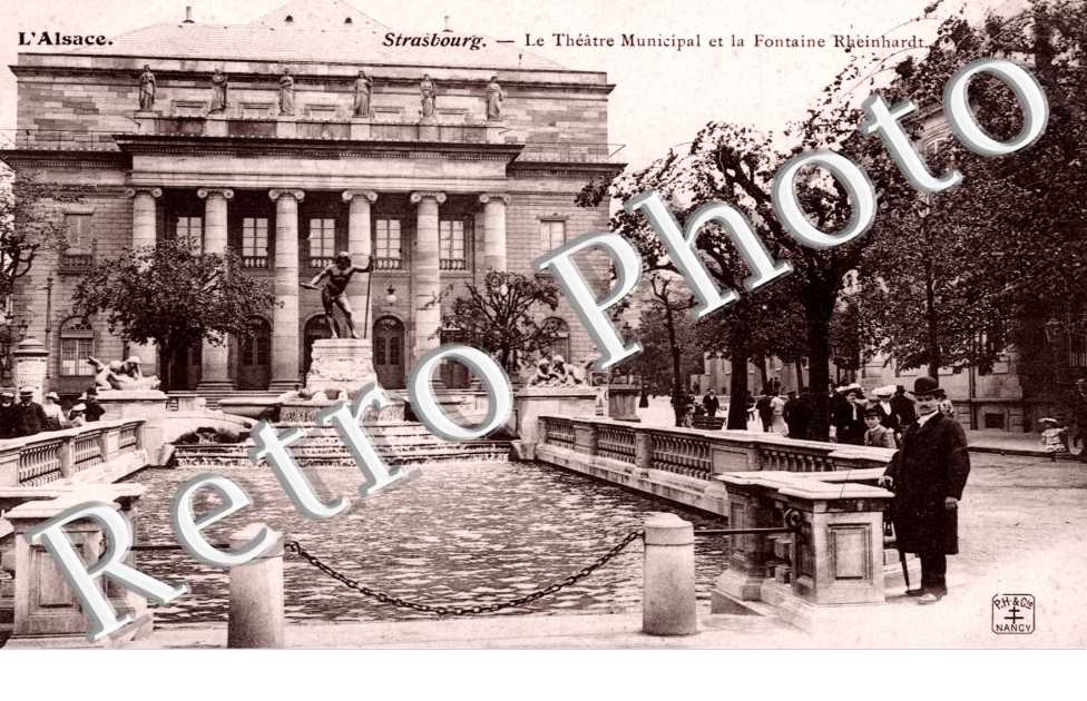 le Theatre Municipal et la Fontaine Rheinhardt
