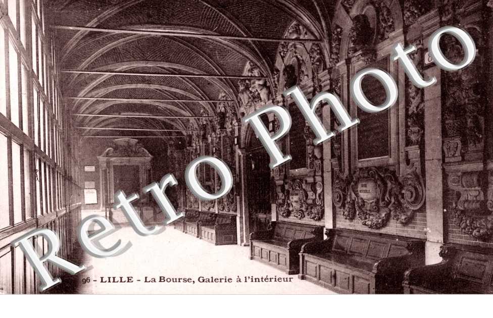 La Bourse, galerie a l'interieur