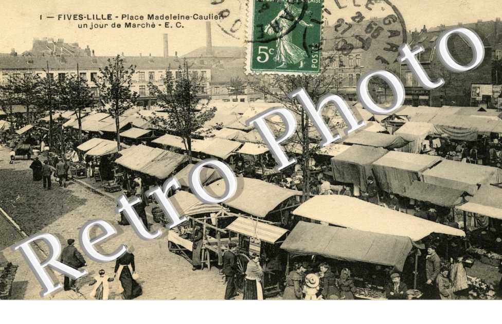 Fives - Place Madeleine Caulier - un jour de marche