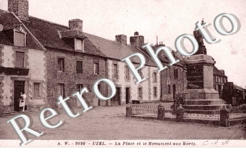 La Place et le Monument aux Morts