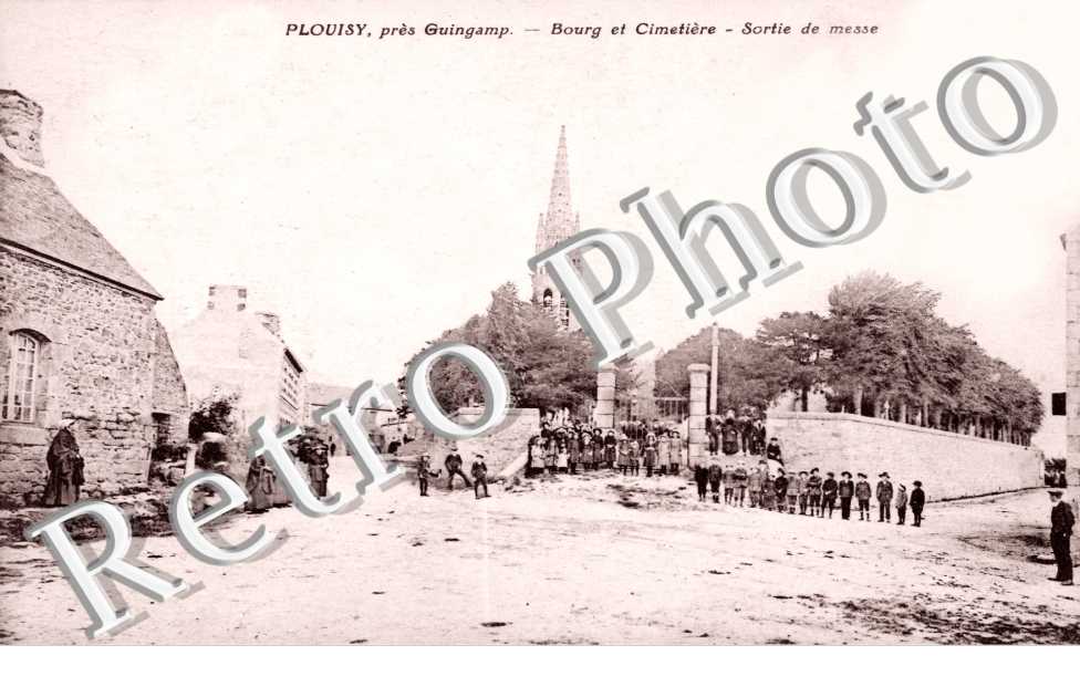 Cimetiere, Sortie de Messe