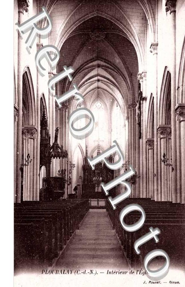 Interieur de l'eglise