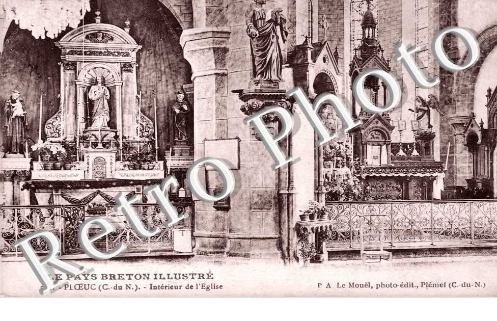 Interieur de l'eglise