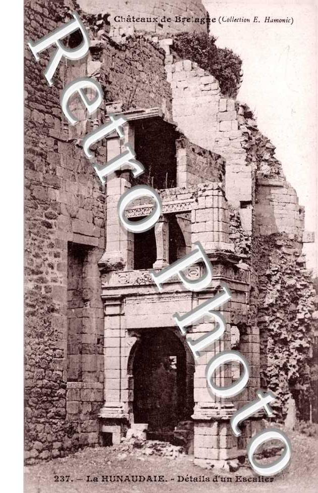 La Hunaudaie - Détails d'un Escalier