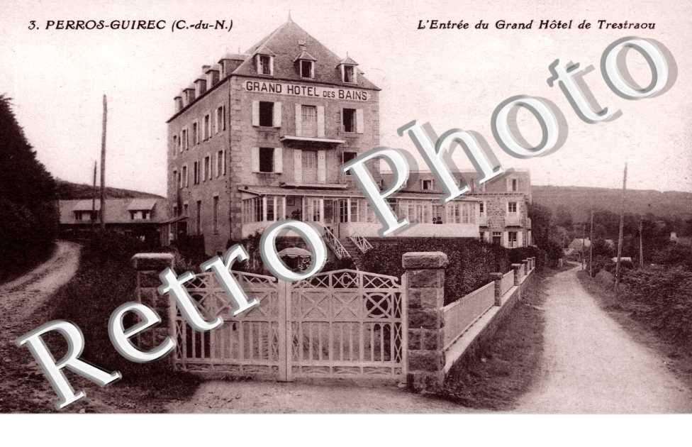 L'Entree du Grand Hotel de Trestraou