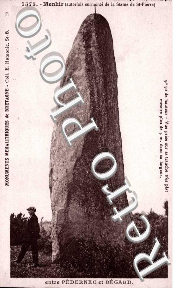 Menhir entre Pedernec et Begard