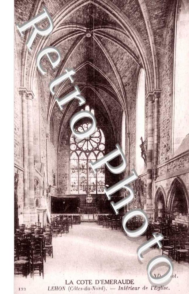 Interieur de l'Eglise