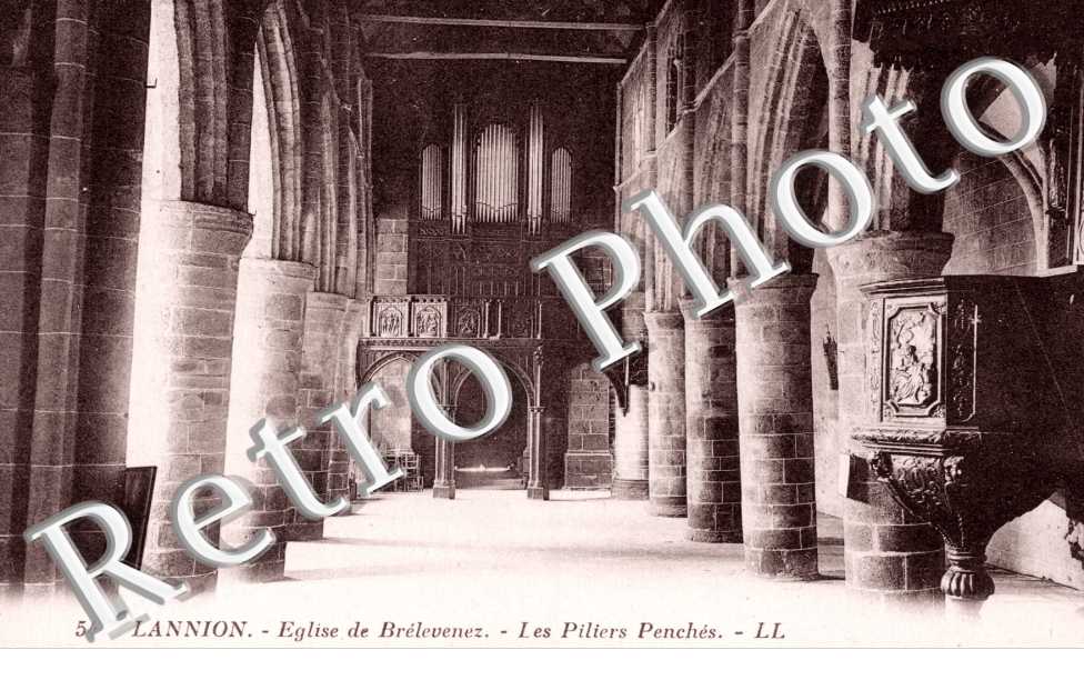 l'eglise de Brelevenez