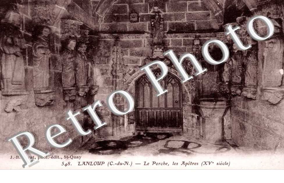 Le Porche, les Apotres