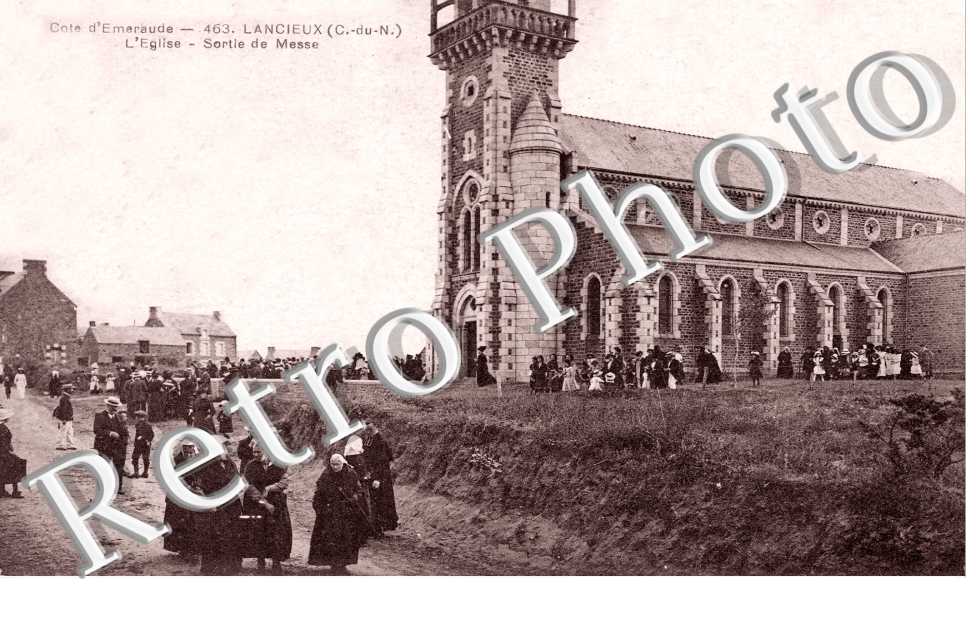 L'Eglise, Sortie de la Messe