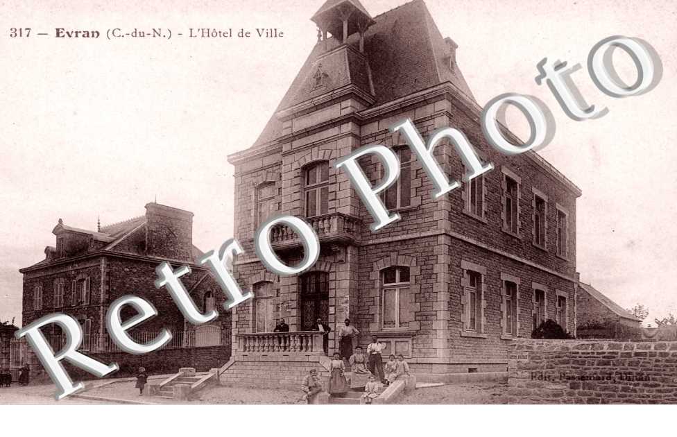 L'Hotel de Ville