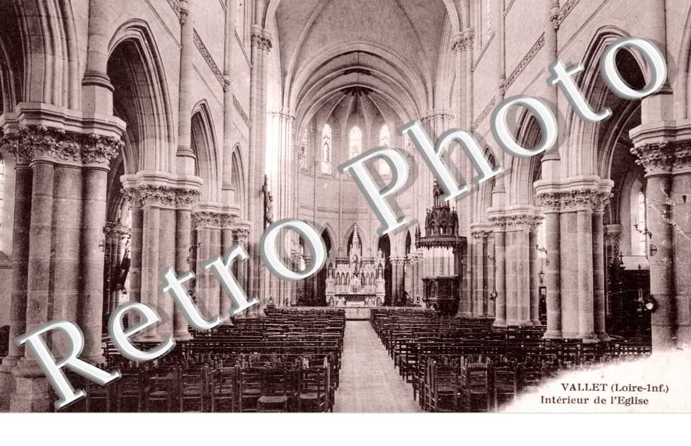 Interieur de l'eglise