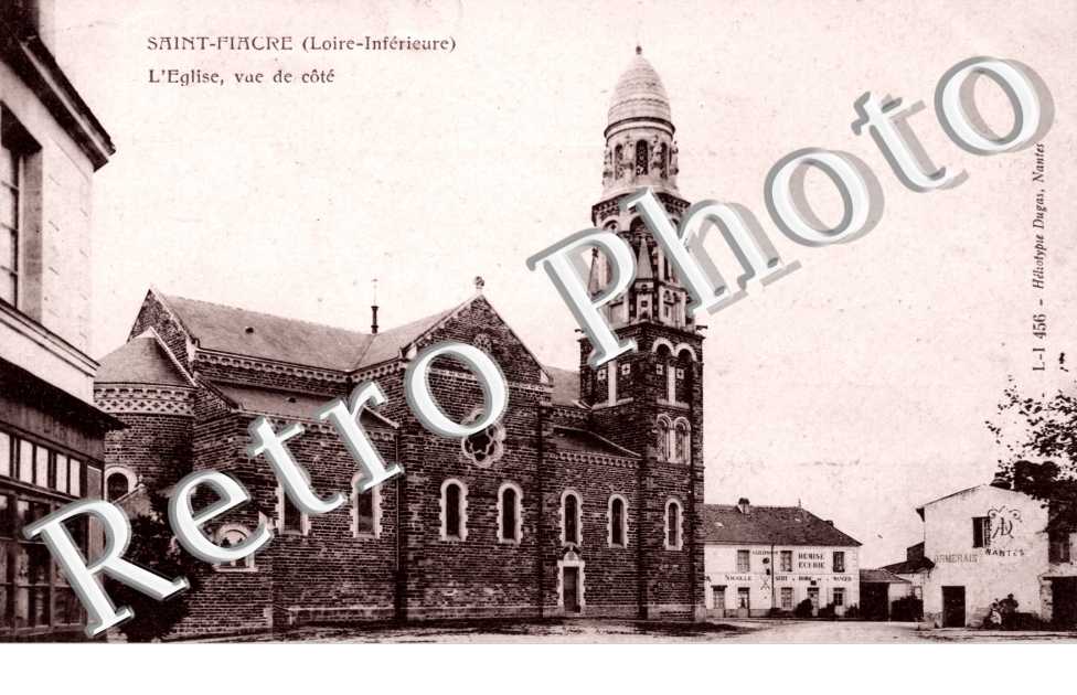 l'eglise vue de cote