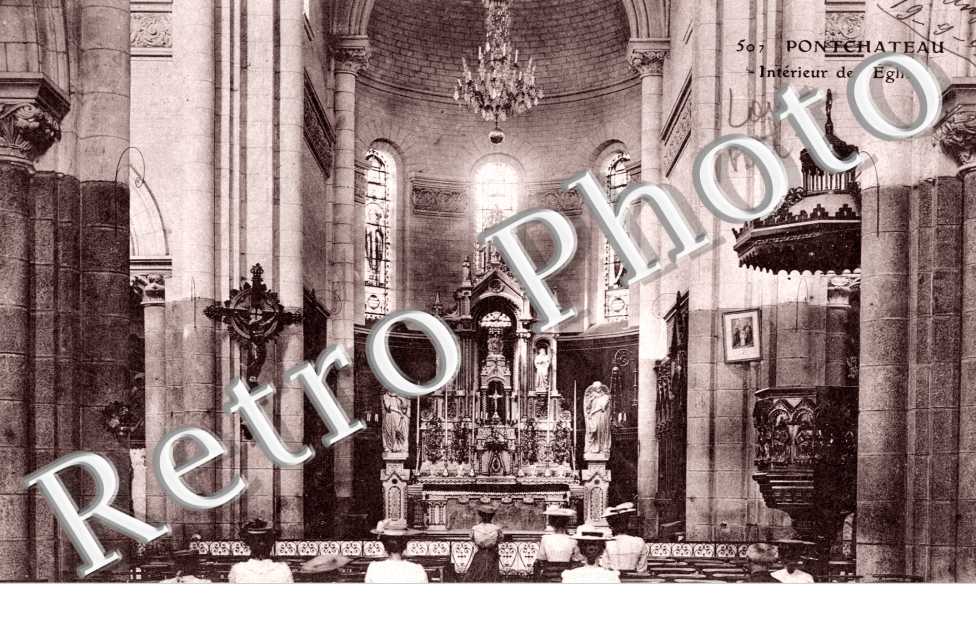 Interieur de l'eglise