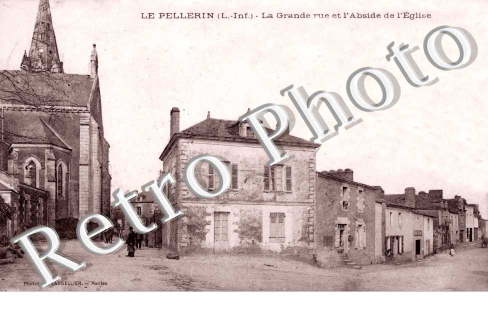 la Grande Rue et l'abside de l'eglise