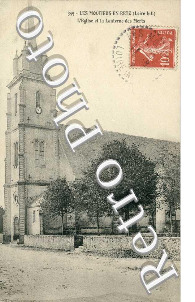 l'eglise et la Lanterne des morts