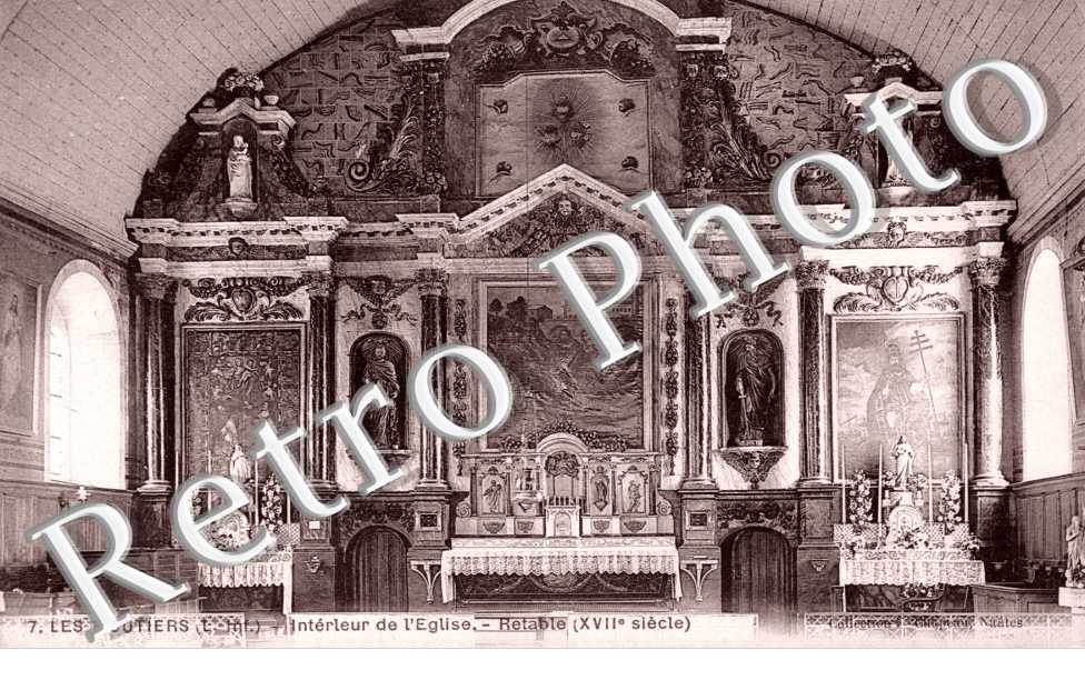 Interieur de l'eglise