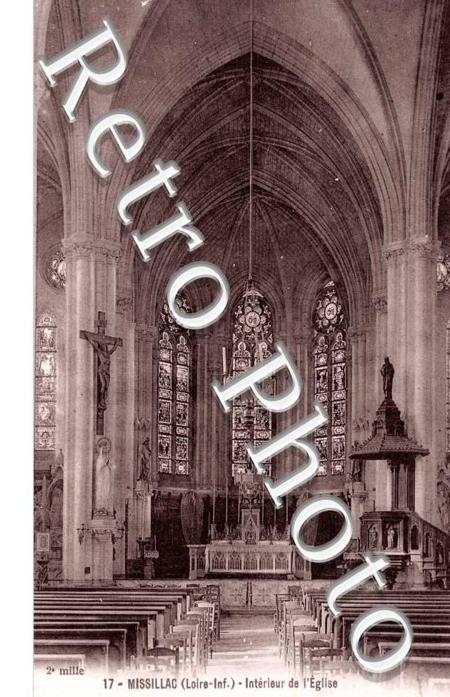 Interieur de l'eglise