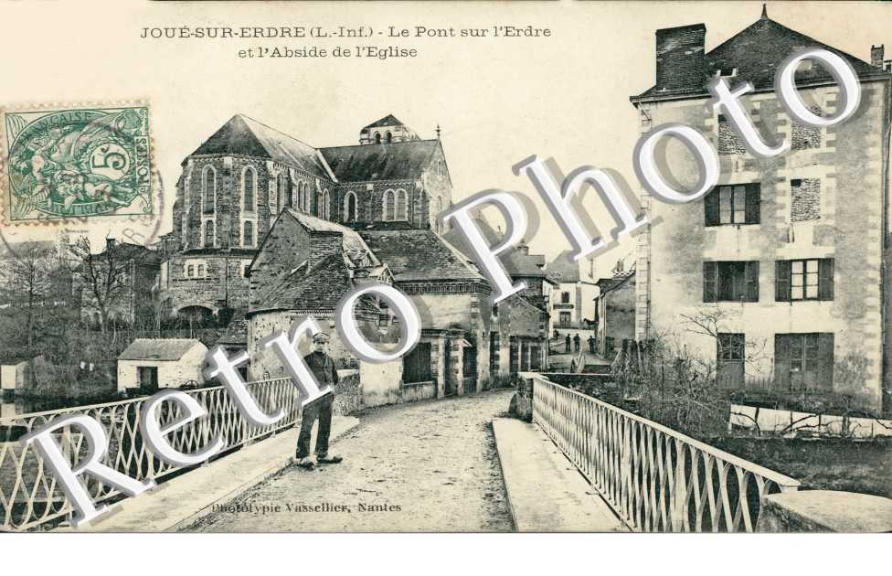 Le pont et abside de l'eglise