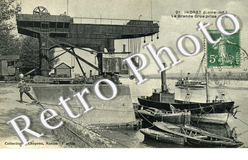 la grande grue prise du quai